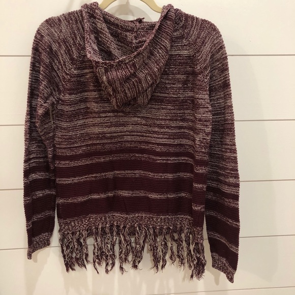 Maroon Sweater - Picture 4 of 5